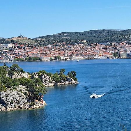 Apartment Anamaria Sibenik Bagian luar foto