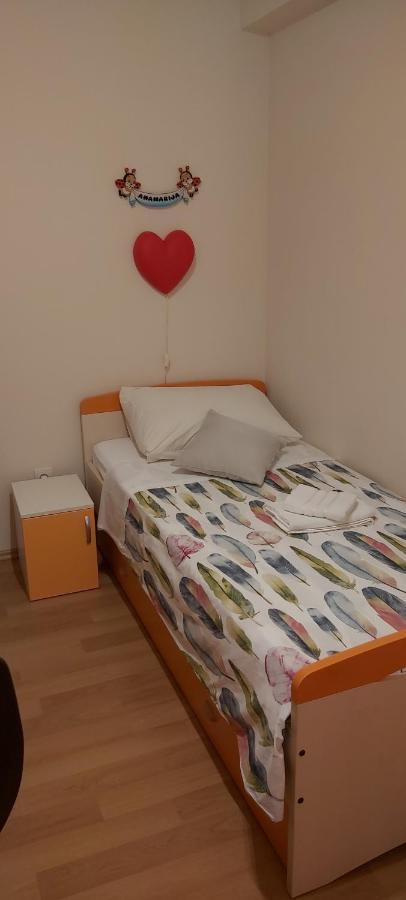Apartment Anamaria Sibenik Bagian luar foto