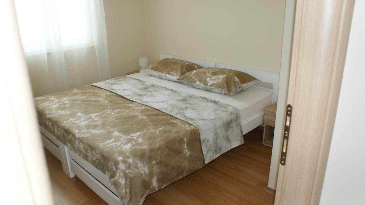 Apartment Anamaria Sibenik Bagian luar foto